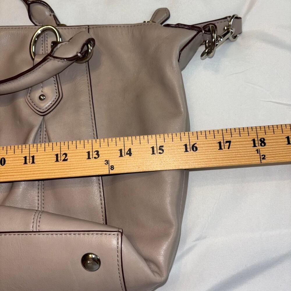 Coach Colette Leather Satchel light taupe excellent condition - Picture 4 of 8
